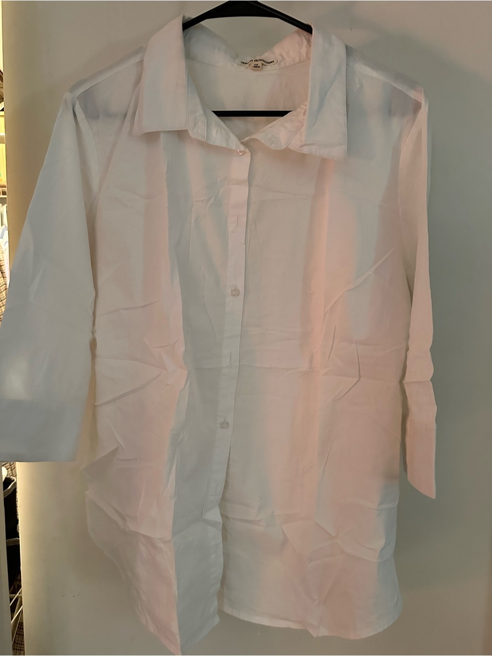 Zenana Outfitters White Button Front Top